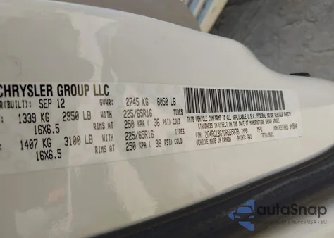 2013 Chrysler Town & Country Touring z USA, uszkodzony, nr VIN 2C4RC1BG1DR555078